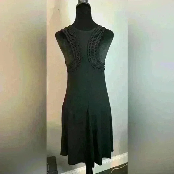 Robin Piccone Built In Bra Dress with Pockets - size medium - Picture 3 of 5